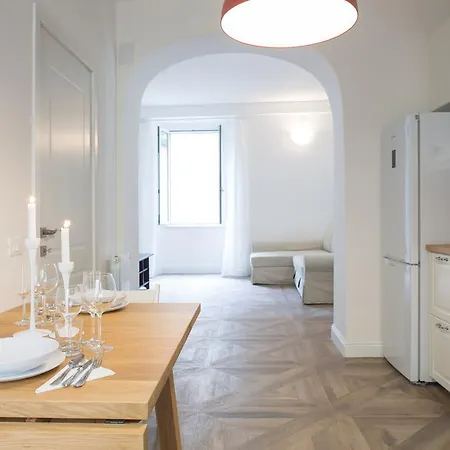 Apartment Suitelowcost Castaldi *